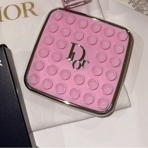Dior Pink octobuddy